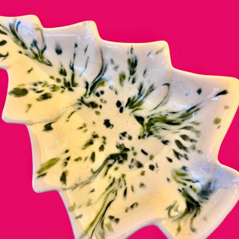 Vintage 70''s Ceramic Christmas Tree Speckled Splatter Candy Dish Trinket Small